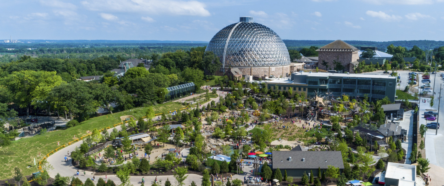 Aerial view of the Omaha Zoo, with a large glass domed building at center back