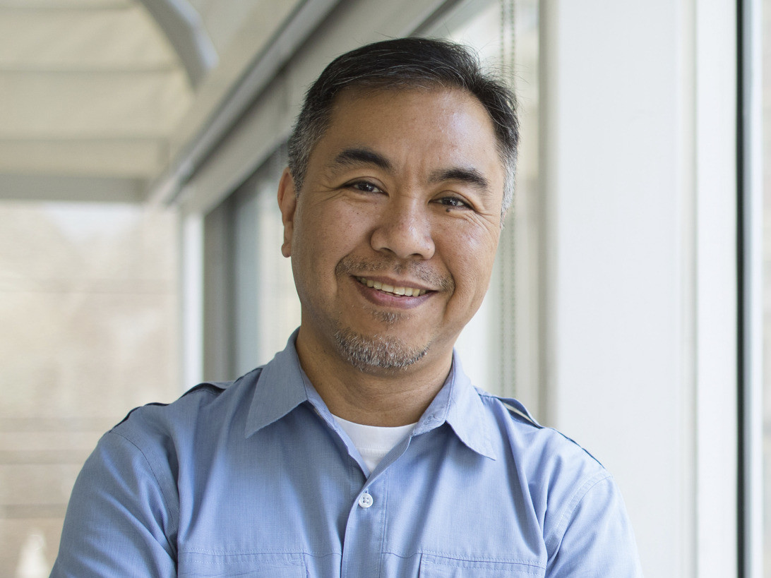 Neil Peralta