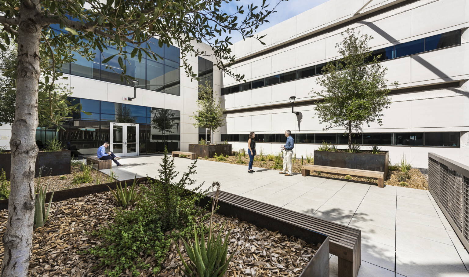 Shaded courtyard at Maricopa County Attorney's Office