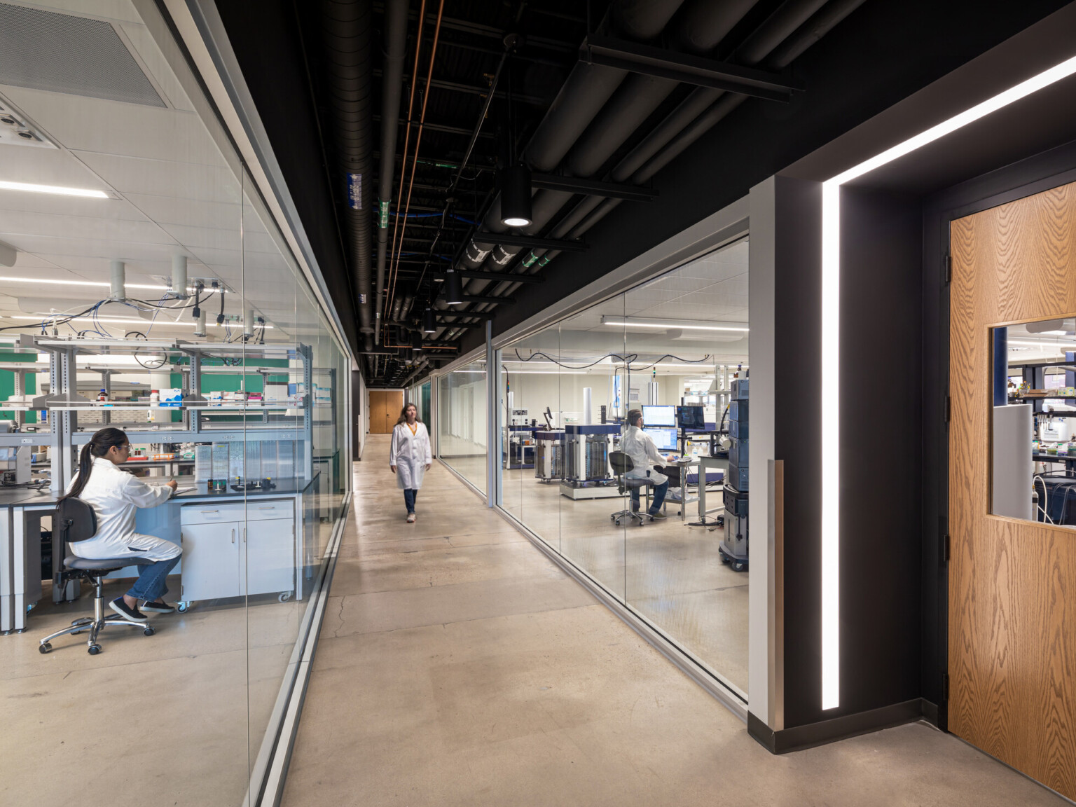 At Enveda Bioscience’s new headquarters, a consciously designed pitching path puts the firm’s plant-powered drug discovery on display as they tour investors through their world-class facility.