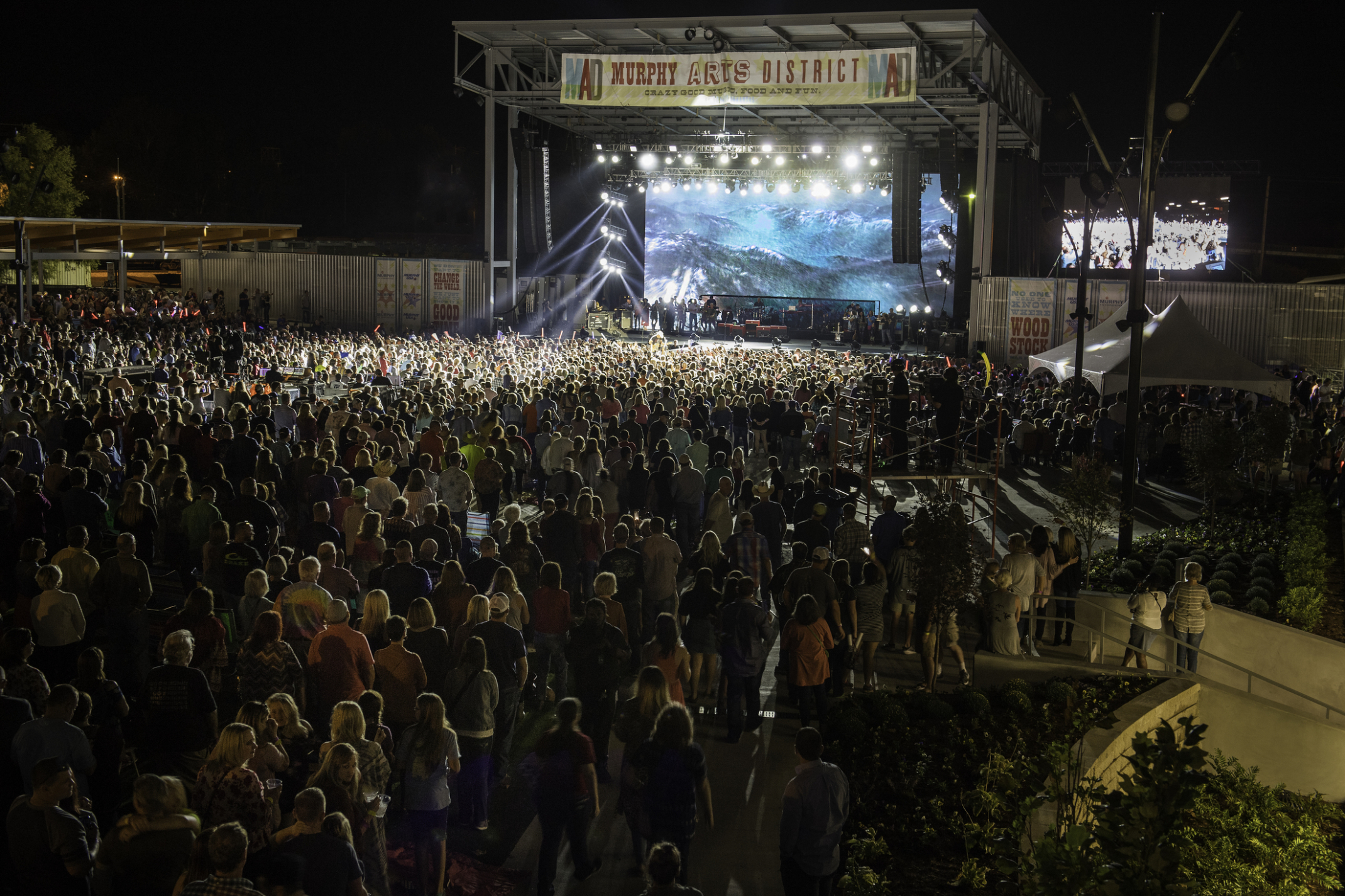 concert at night concert at night